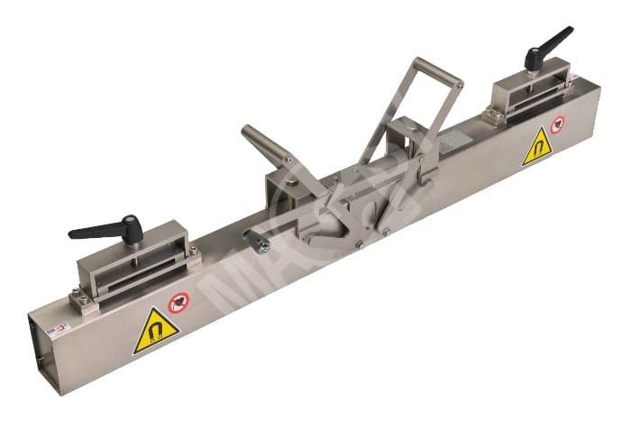 Magnetna metla za viličarje MM 1200 DM - UP – novi tip Magnetna metla za viličarje MM 1200 DM - UP – novi tip